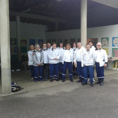 Marche nancy metz 2014 secouristes croix blanche